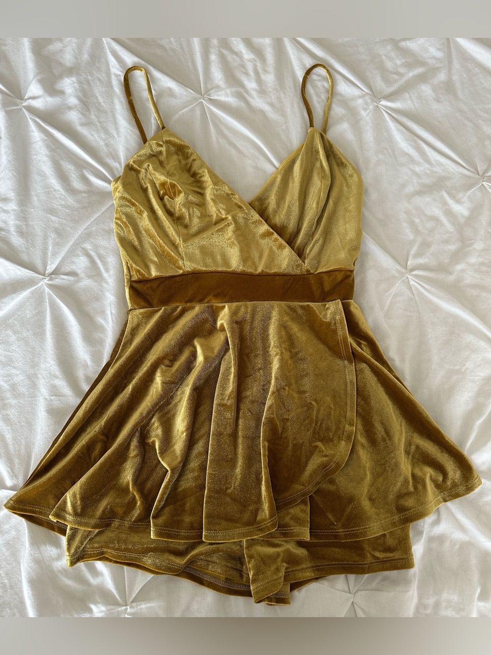 A'GACI Gold Velvet V-Neck Spaghetti Skort Romper